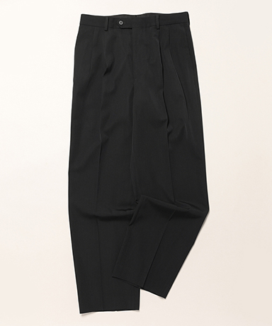 Light Wool Max Gabardine Two-Tuck Slacks