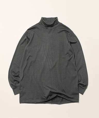 Wool Border Turtleneck