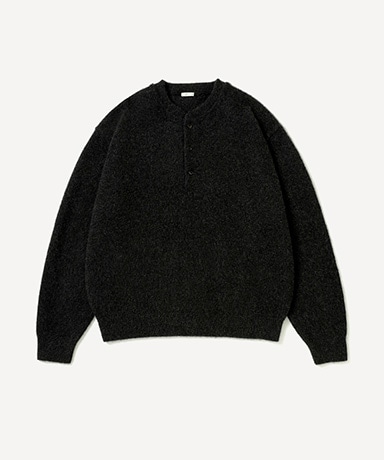 Brushed Cashmere Middle Gauge Henley Neck Sweater