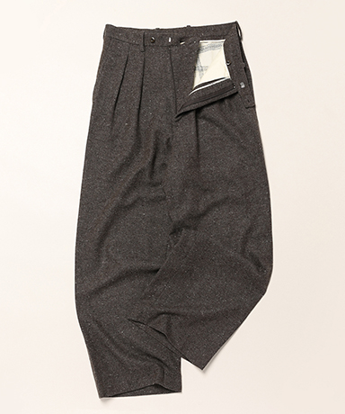 Tucked Baggy Pants