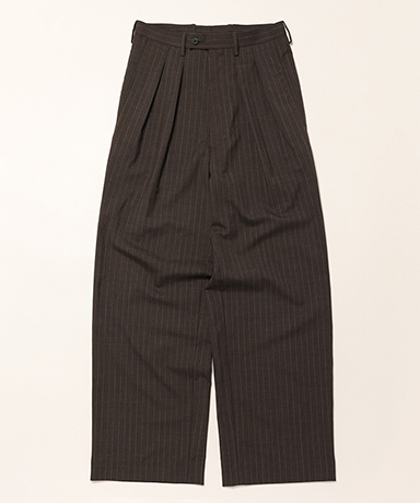 Tucked Baggy Pants