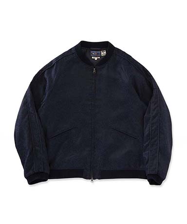 ビズヒキサテンジップアップジャケット