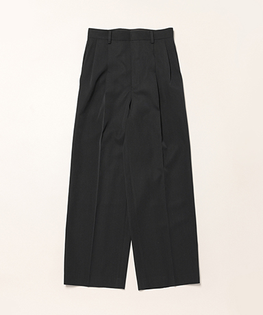 Light Wool Max Gabardine Two-Tuck Slacks