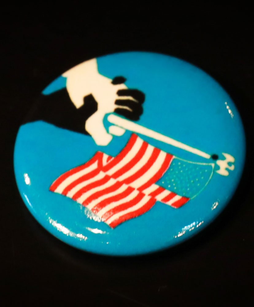 Pin Back Buttons Blue USA/ブルーユーエスエー ONE