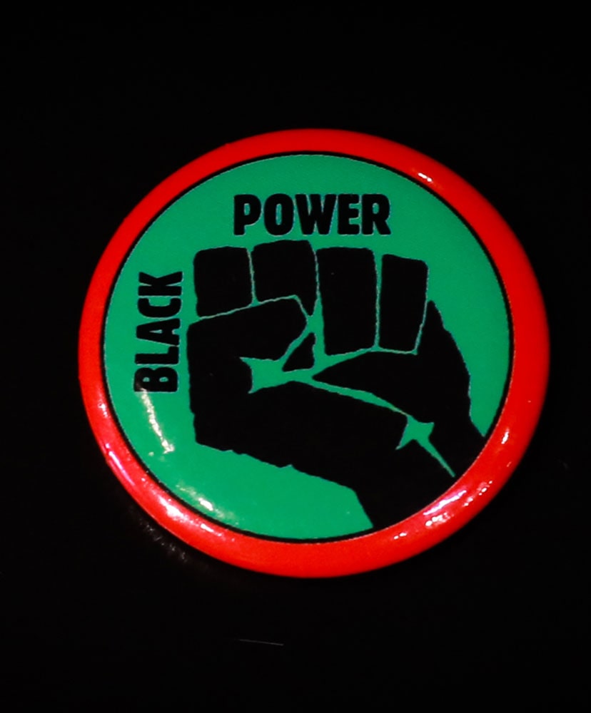 Pin Back Buttons Green Black Power/グリーンブラックパワー ONE