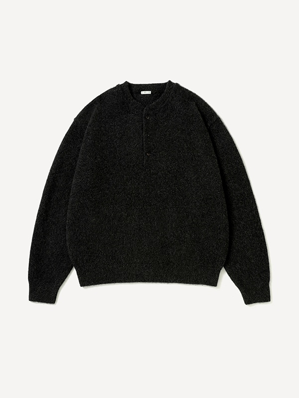 Brushed Cashmere Middle Gauge Henley Neck Sweater CHARCOAL