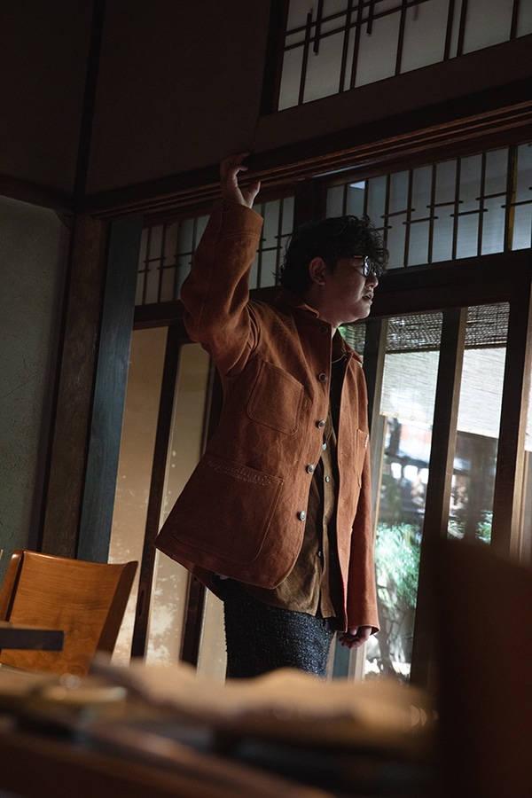 50th サシコカバーオール 着用 01