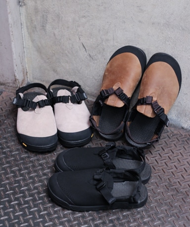 「BEDROCK SANDALS」