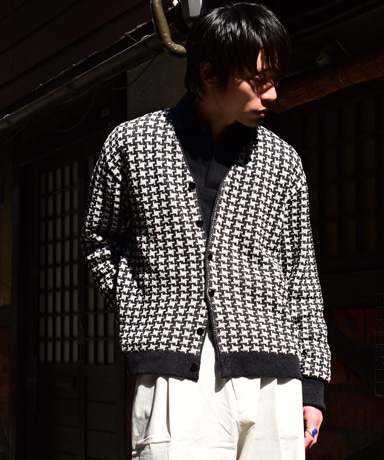 NEEDLES [ニードルズ] V Neck Cardigan - Houndstooth [Black]