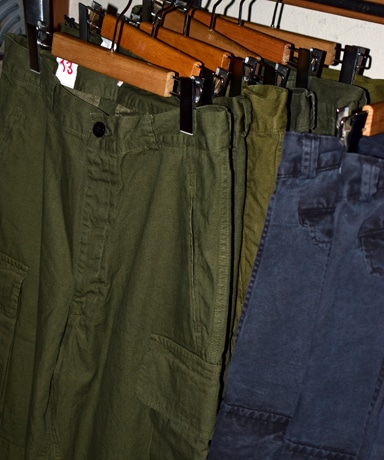 OUTIL 25SS-PANTALON BLESLE［GREY/OLIVE］