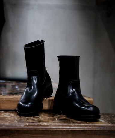 NORIEI New Arrivals "Cordovan" Back Zip Engineer