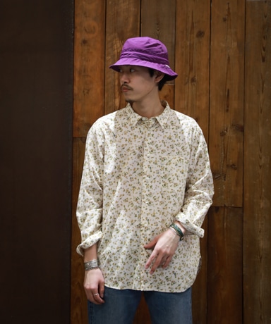 BRU NA BOINNE ストレーフラワーシャツ [キナリ]