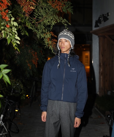 ARC'TERYX Atom Hoody [Black Sapphire]