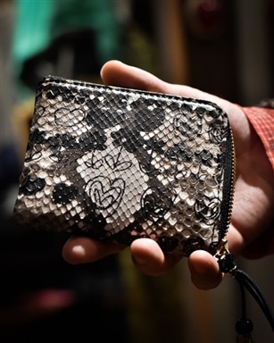 BRU NA BOINNE ルーラブーラパイソンスモールウォレット