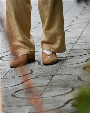 Post Production Order Fair 2024 in LOFTMAN B.D. Tear Pumps [Black/Sand Beige(Mesh Goat Suede)]