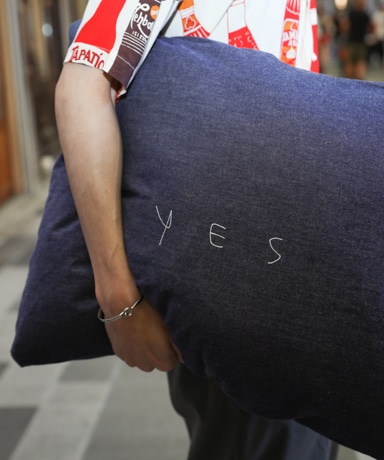NOWHAW Yes No Pillow [Indigo]