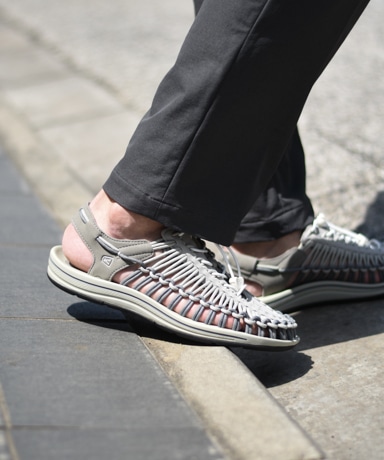 KEEN [キーン] 23SS "Uneek" Steel Grey/Drizzle【Makoto Kimura】