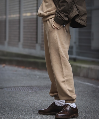 Unlikely Side Seamless Sweat Pants(L(MEN) Beige/ベージュ): Unlikely