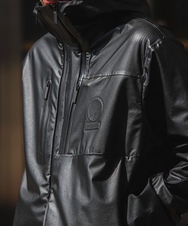 HUNTING WORLD CRAFTED BY DESCENTE.LAB [Surface Laminated Stay Dry Shell Jacket]