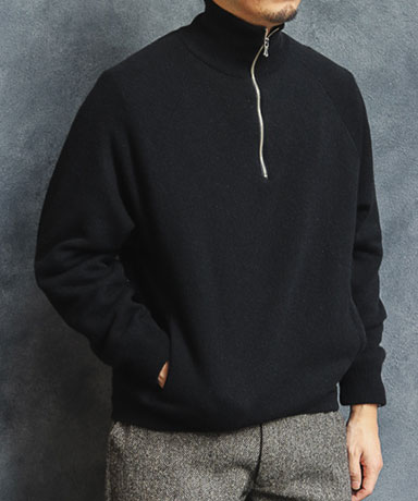 BATONER [Men Backloop Camel Half Zip]