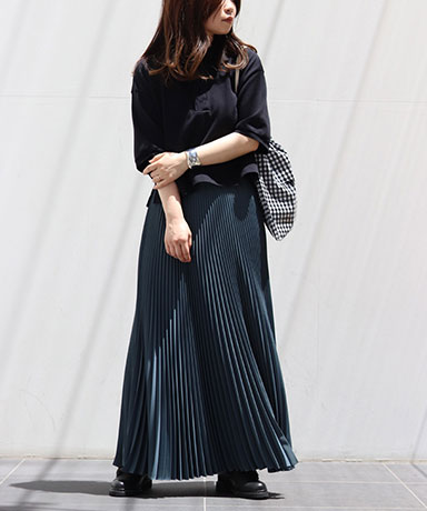 Satin Pleats Skirt(0(WOMEN) Black/ブラック): Graphpaper