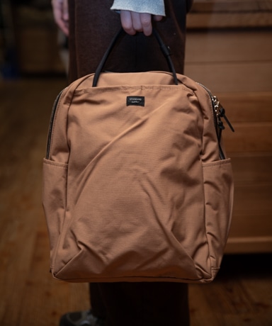 STANDARD SUPPLY Simplicity Wallaby