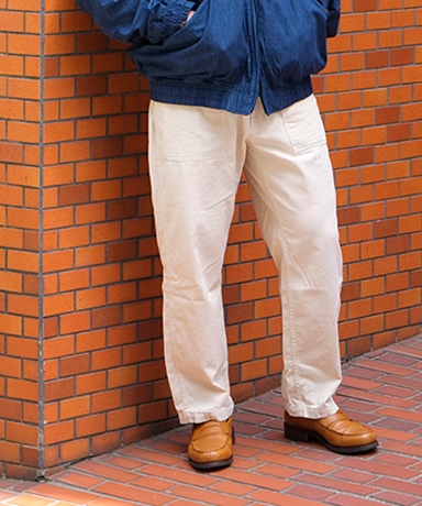 【ENGINEERED GARMENTS/エンジニアド ガーメンツ】Fatigue Pant-6.5oz Flat Twill-Naturalカラー
