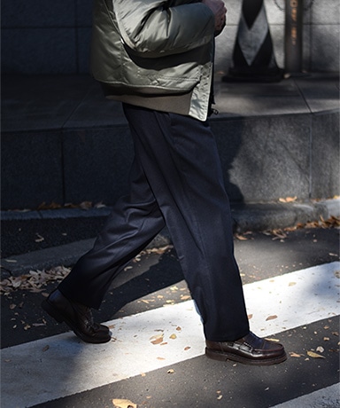 PAMEO POSE Rothbart Coat 白鳥の湖 ケープコート 紺 PAMEO POSE Rothbart Coat 白鳥の湖 ケープコート 紺