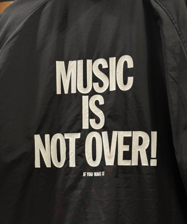 ISNESS MUSIC / イズネスミュージック MUSIC IS NOT OVER! Reversible fleece jacket 20241104