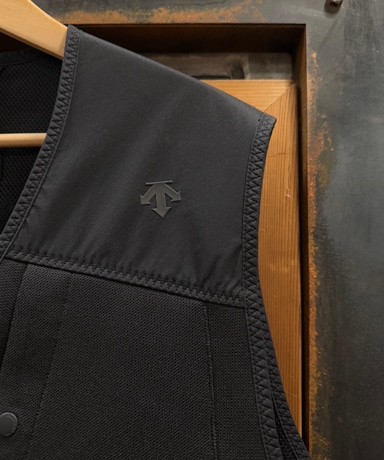 DESCENTE ALLTERRAIN / デサントオルテライン "LAYERING UTILITY VEST / SHELL HALF COAT" 20250212