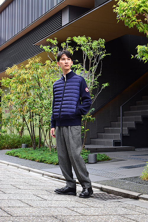 値下げ　カナダグース　ネイビー Canada Goose ダウンジャケット ネイビー