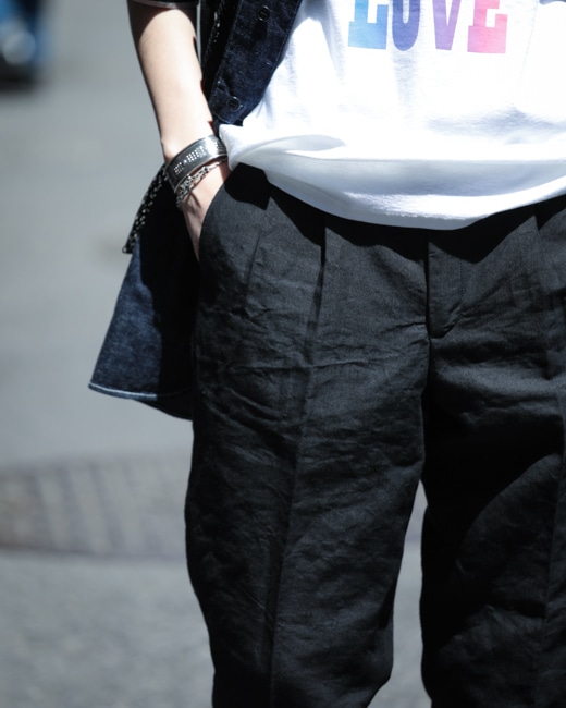 RIPRAP TWO TUCK SLACKS [Black]