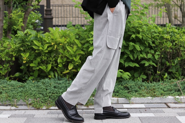 CLASS [ クラス  ULTRASUEDE PUNCHING PANTS