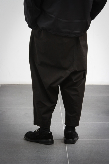 White Mountaineering BLK [Windstopper Jersey Jacket , Sarouel Pants]