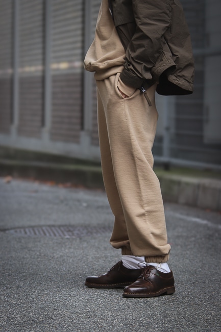 Unlikely [Split Raglan Sleeve Crew & Side Seamless Sweat Pants]