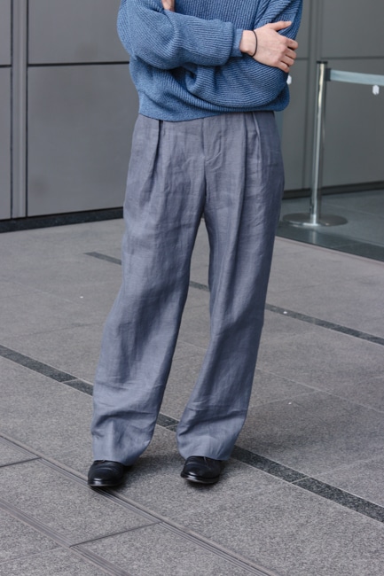 パンツ soduk inverted pleats trousers soduk inverted pleats trousers / navy