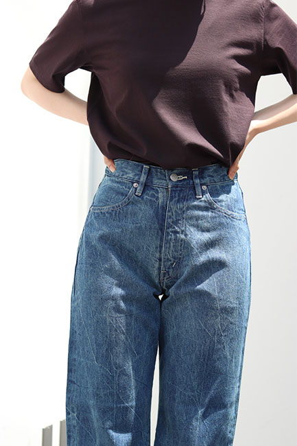 限定品安い AURALEE SELVEDGE FADED LIGHT DENIM PANTSの通販 by HELLO