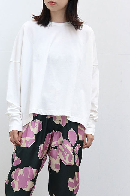 【関税込み】Studio Nicholson ホワイト Loop 長袖Tシャツ Studio Nicholson: ホワイト Loop 長袖Tシャツ | SSENSE 日本