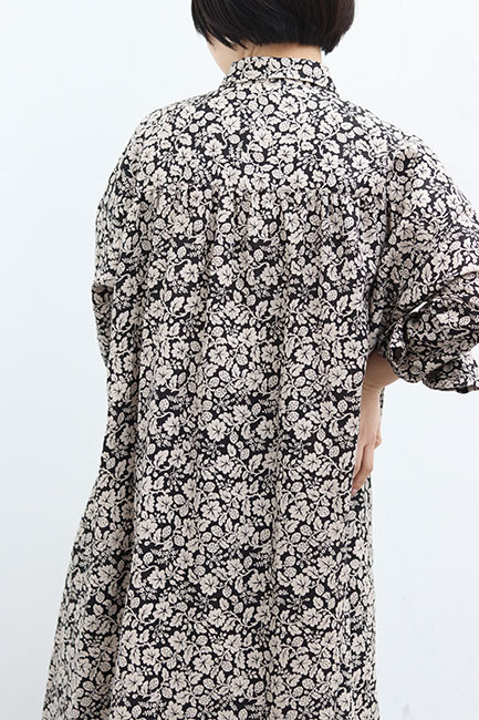 R&D.M.CO-/アールアンドディーエムコー】Wild Berry Long Shirt