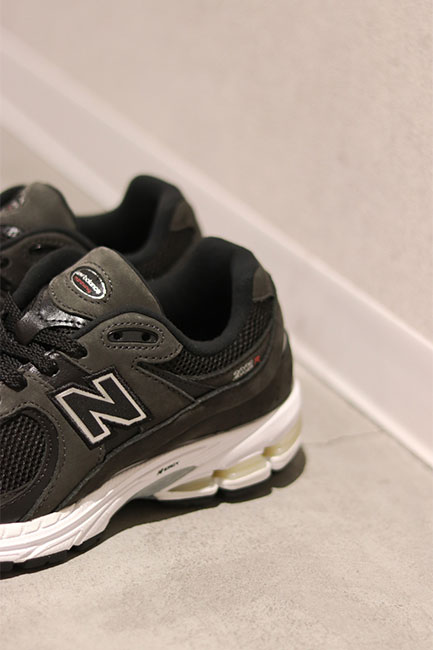 new balance/ニューバランス】2002R B