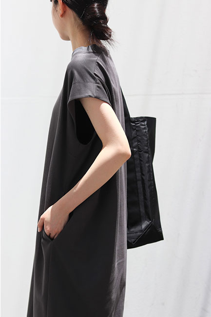 ALWEL/オルウェル】Shoulder Tuck Dress