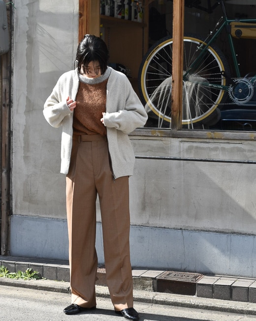 【AURALEE】SUPER FINE TROPICAL WOOL SLACKS