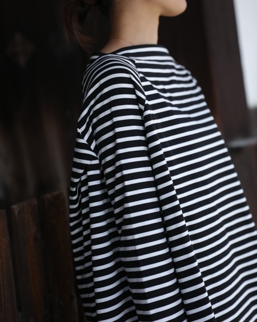【COGTHEBIGSMOKE】KAREN NARROW RAGLAN TOP COGTHEBIGSMOKE】KAREN NARROW RAGLAN TOP