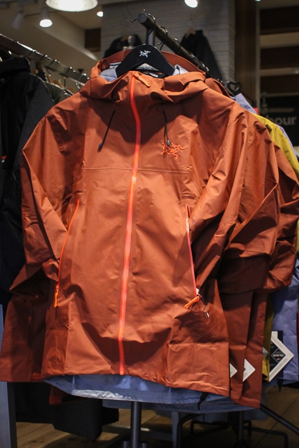 Arc'teryx Beta SL Jacket レアカラー 金刺繍 激レア 菅田将暉さん着 90sアークテリクス 金刺繍。 あるある