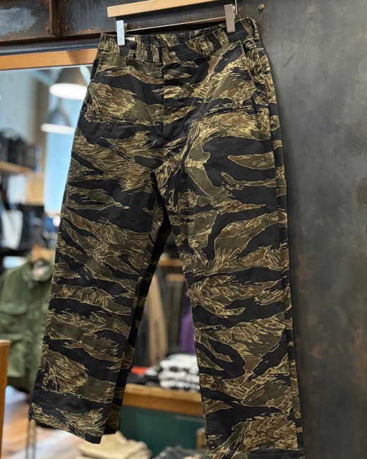 SASSAFRAS / ササフラス Wheel Barrow Pants 