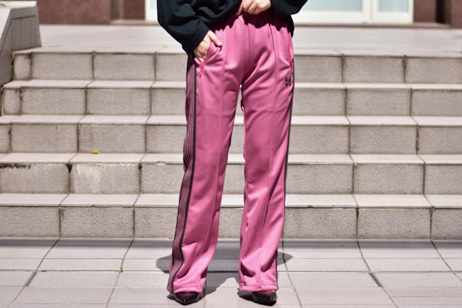 NEEDLES/ニードルズ Boot Cut Track Pant - Poly Smooth [Smoke Pink ...