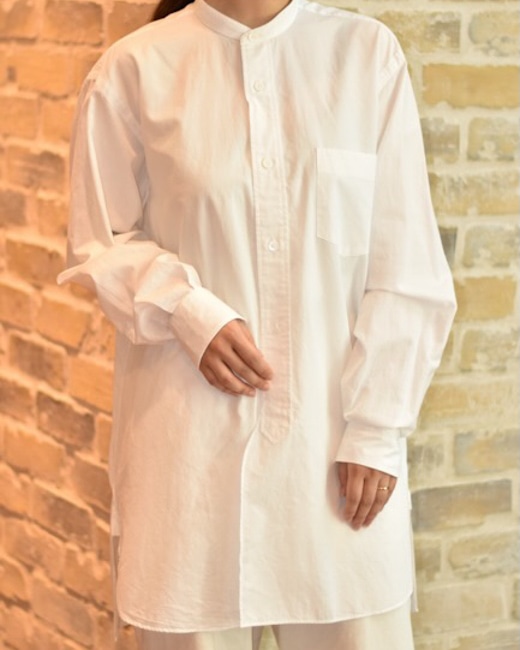 CMOLI/コモリ バンドカラーシャツ [White/Navy]