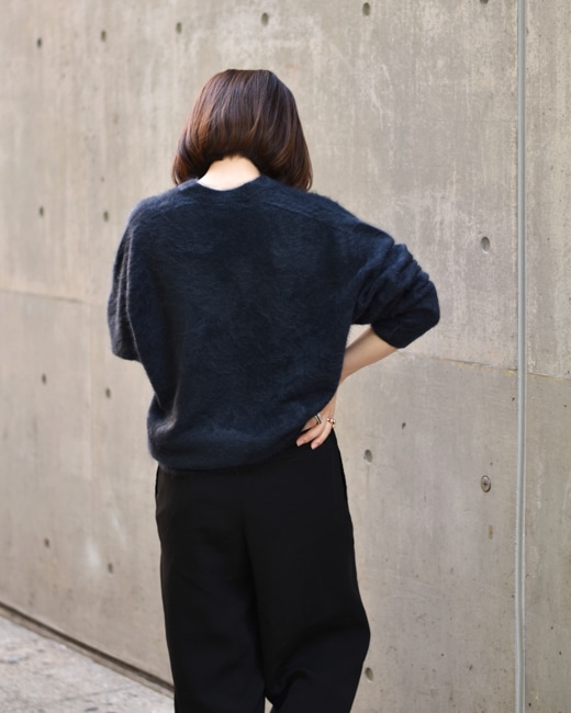 ATON/エイトン Royal Fur Cashmere | V-Neck Sweater