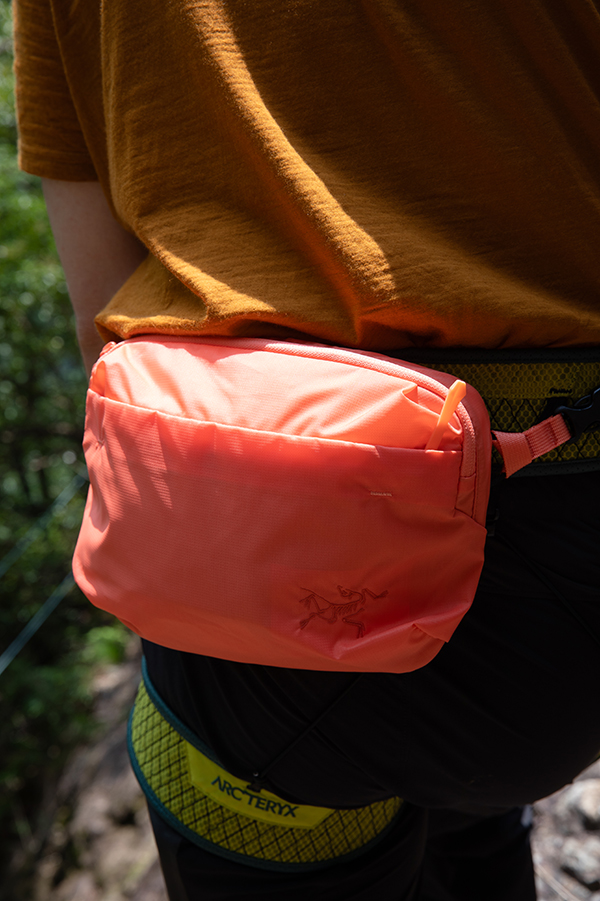 Heliad Crossbody 着用