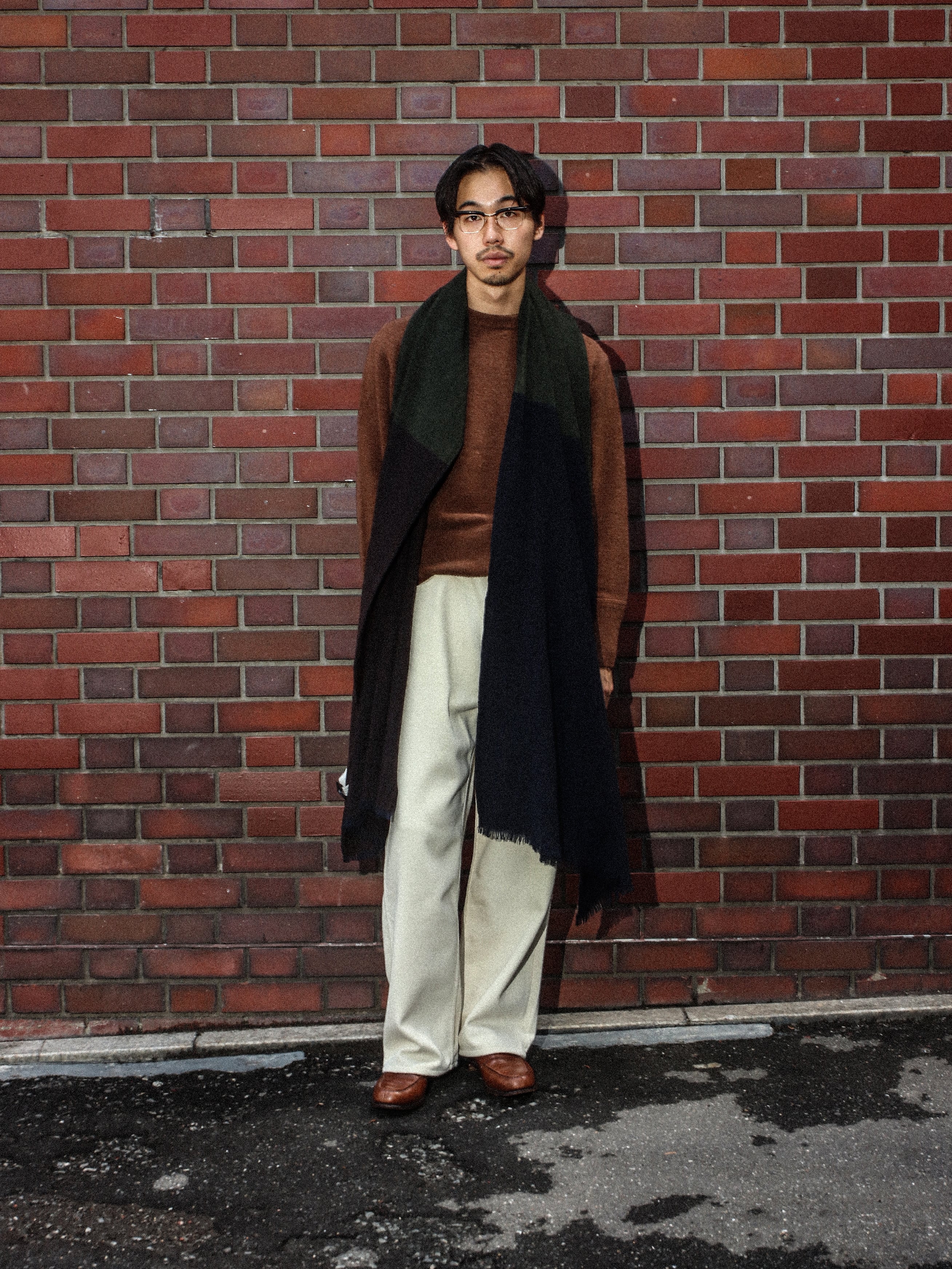 Style 02 セーター全身